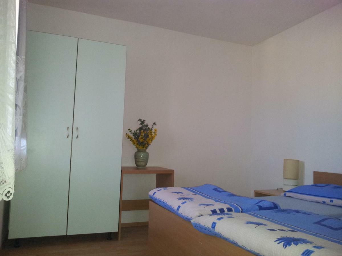 Apartments Ghedas Porec Bagian luar foto
