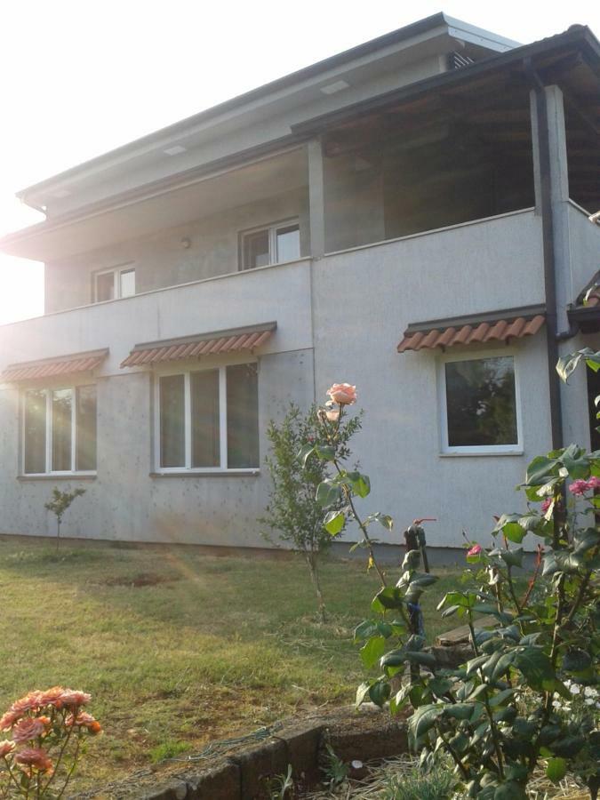 Apartments Ghedas Porec Bagian luar foto
